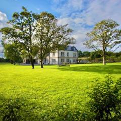 Bailey's Court, Guest Accommodation