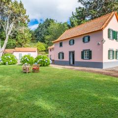 Casa dos Castanheiros