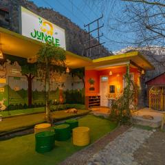 Jungle Hostel by Whoopers