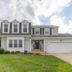 Stunning Vacation Home /Private Theatre/Fire pit