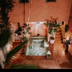 Exclusive and stylish 4-bedroom Riad with plunge pool