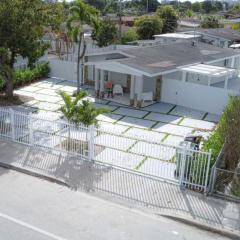 Dream House 4B/2B King Bed Miami Springs, FL