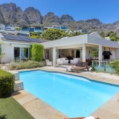 Camps Bay Sunsets - Villa with magnificent views