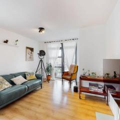Modernistic 2-bedroom flat in Shadwell