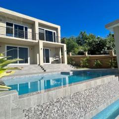 The Indianna ~ Luxury Pool & Spa