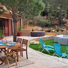 Villa avec jacuzzi sur les hauteurs de La Ciotat