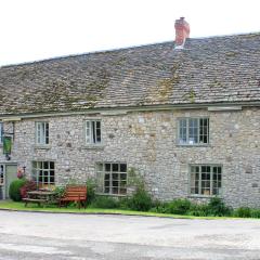 The Harp Inn