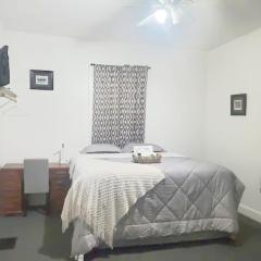 Private Room Near to Downtown Churchill Downs UofL Airport &Kentucky Expo Center