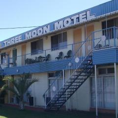 Three Moon Motel