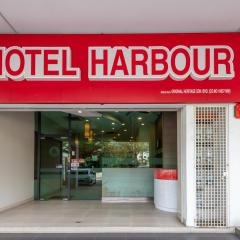 Harbour Hotel by Swing & Pillows