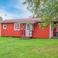 Gorgeous Home In Vimmerby With Kitchen