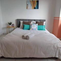 Damansara Perdana 3BR for 3-7 Guest Near Ikea