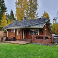 Peaceful log cabin in the country