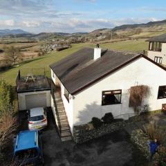 Halsteads: peaceful location, stunning views