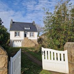 Breton cottage, 500 m beach, Penvénan, Pink Granite Coast