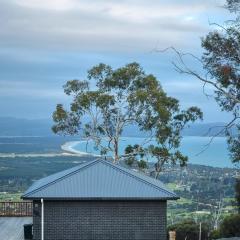 Mount Rumney Escapes - 5 Seaview Kangaroo House