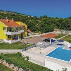 4 Bedroom Stunning Home In Primorski Dolac