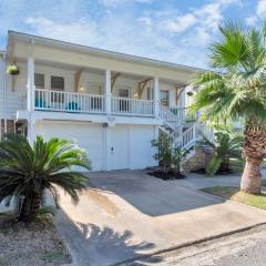 Cozy Historic Galveston House-8 min walk to beach!