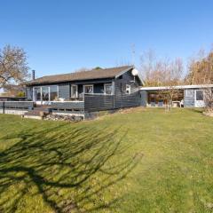 Holiday Home Rico - 200m from the sea by Interhome