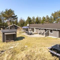 Holiday Home Sighbiorn - 950m from the sea in NW Jutland by Interhome