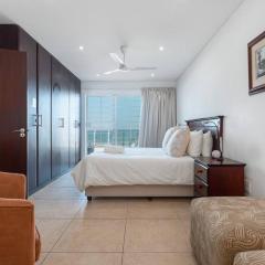 G1Bermuda-Oasis on Willard Beach