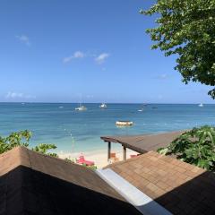 King Suite at Oceanview Resort in Jamaica - Enjoy 7 miles of White Sand Beach!