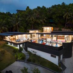 Infinity villa 600 M2 sea view