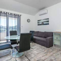 Pet Friendly Apartment In Split With Wifi