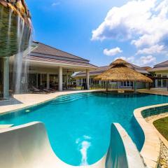 Luxury 7 Bedroom Pool Villa! (WL67)