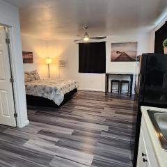 #1 NEW! Couples Getaway Self CheckIn Studio Apt