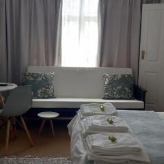 Innes Road Durban Accommodation Private Double Room with Private Bathroom