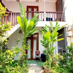 Pink Beach Homestay