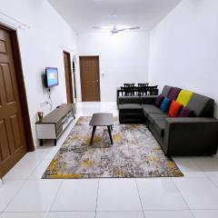 HomeSTAY PANGSAPURI SAMUDERA SERI MANJUNG LUMUT