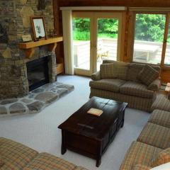 Seven Springs Sunridge 2 Bedroom Standard Condo, Ski-In Out! condo