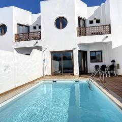 Villa Rosa Gadis