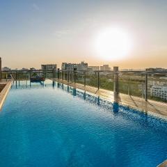 Luxury Apartments with Rooftop Pool & Gym - Avalon