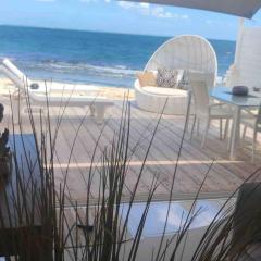 DREAM ON THE BEACH