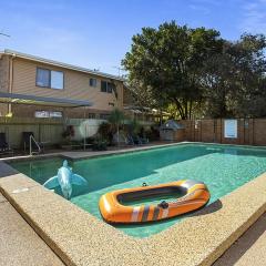 Driftwood Court 1