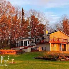 Entire house/wifi/private/cozy/escape/Muskoka lake