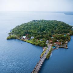 2 Beds Affordable Island View with swimming pool