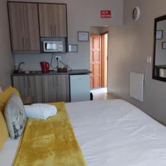 Tokelo Guesthouse Emalahleni