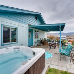 East Wenatchee Home with Yard and Hot Tub!