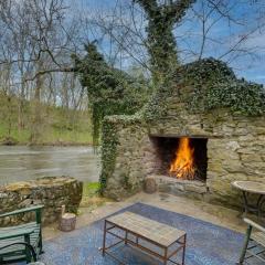 Historic Waterfront Retreat with Grill in Hagerstown