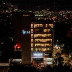 1616 Hotel Medellin