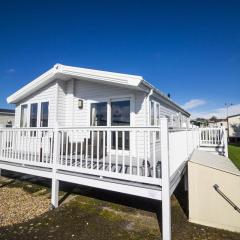 Beautiful 4 Berth Lodge With Decking At Manor Park In Hunstanton Ref 23038C