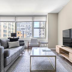 Gold Coast 2BR w Gym Roof nr Water Tower CHI-389
