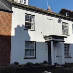 Seaside, Exmouth Centre - sleeps 6+