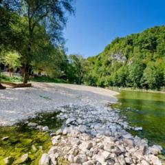 Cottage near river Kolpa, vineyards,top location.