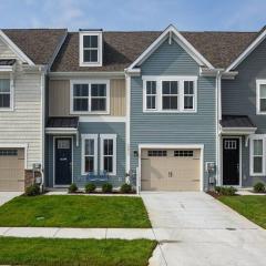 Beach getaway for the family in Bishop's Landing!