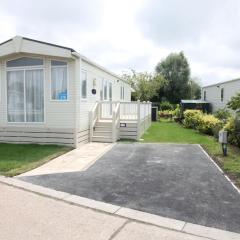 Countryside Holiday Park by the River nr Canterbury (Pet-Friendly)